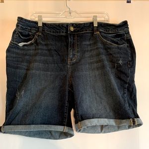 Maurice’s denim shorts
